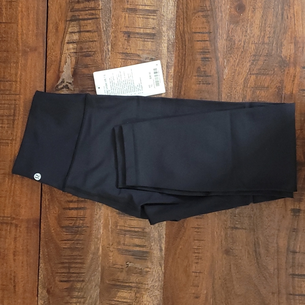Lululemon "Wunder Under HR 7/8 Tight" Black, Size 10